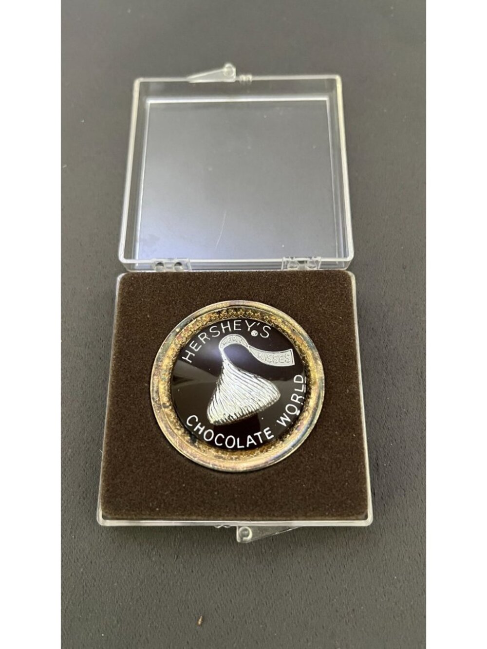 Hersheys Chocolate World Collectible Silver Coin In Case
